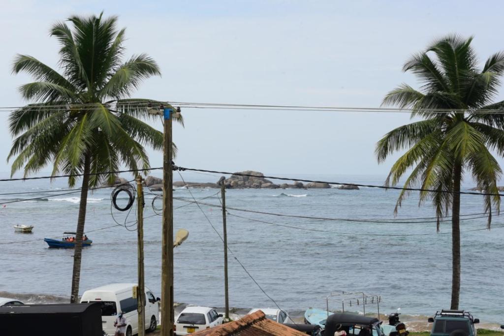 Turtle Bay Hotel Hikkaduwa Exterior foto